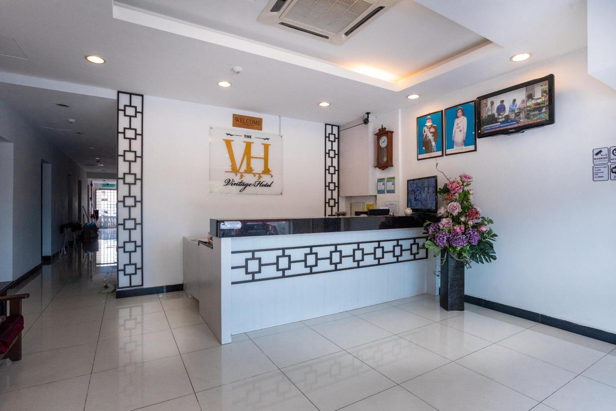 Super Oyo 596 The Vintage Hotel Johor Bahru Bagian luar foto