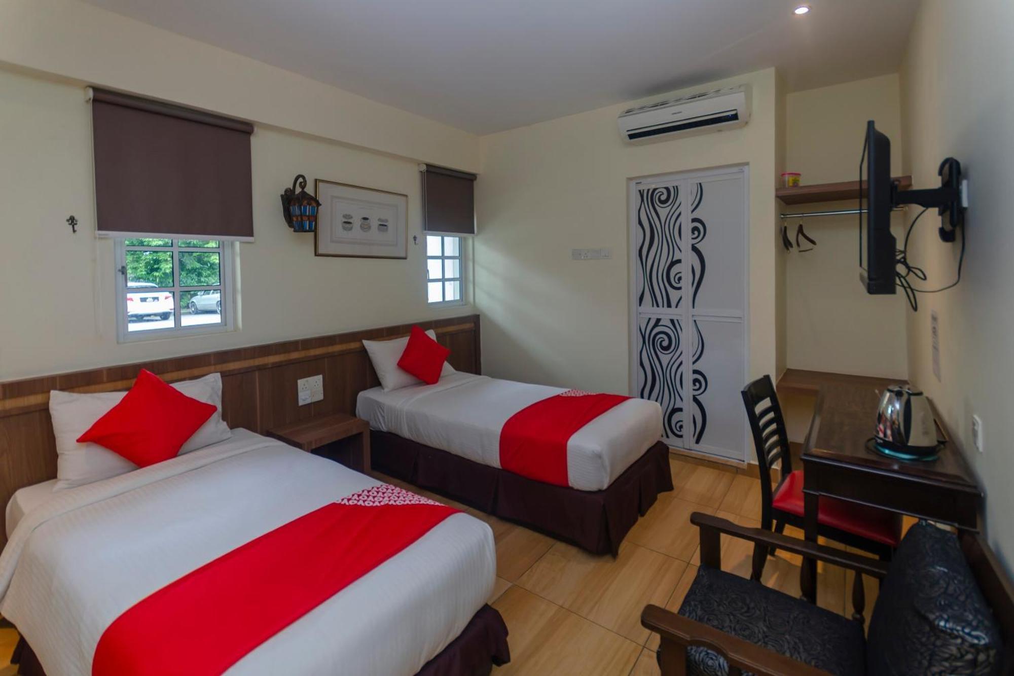 Super Oyo 596 The Vintage Hotel Johor Bahru Bagian luar foto